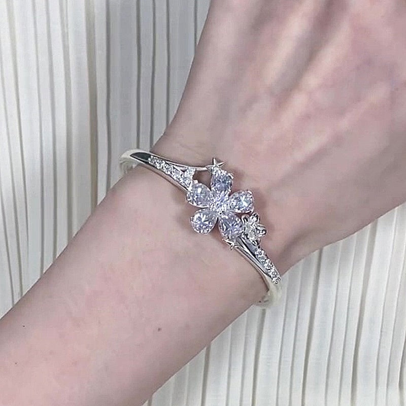 Jzora handmade blossom sparkle floral bracelet