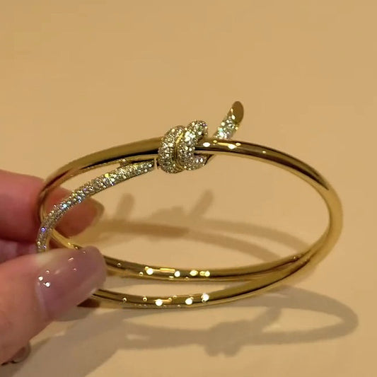 Jzora handmade elegant & classic gold knot pavé bracelet