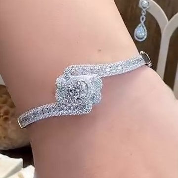 Jzora handmade romantic flower round cut CZ sparkling bracelet