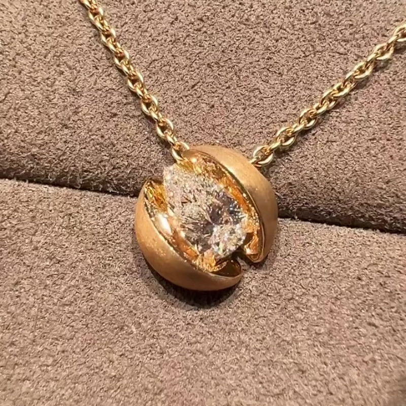 Jzora handmade golden pear cut chic & elegant sterling silver necklace