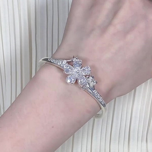 Jzora handmade blossom sparkle floral bracelet