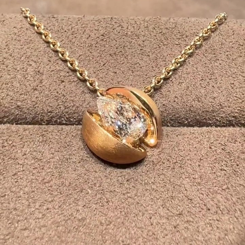 Jzora handmade golden pear cut chic & elegant sterling silver necklace
