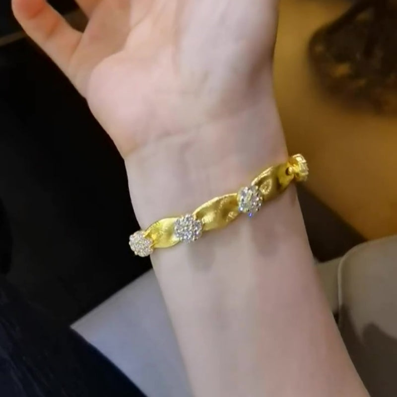 Jzora handmade satin-finish gold texture floral cluster bracelet