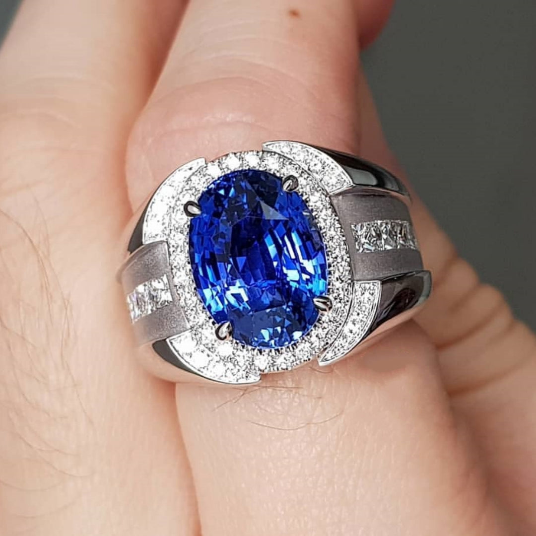 Jzora handmade vintage-style 9ct oval cut blue sapphire men’s ring
