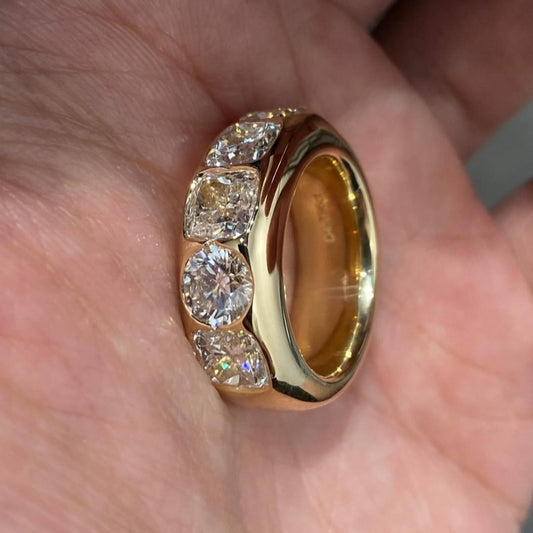 Jzora handmade brilliant round & cushion cut gold men's band ring