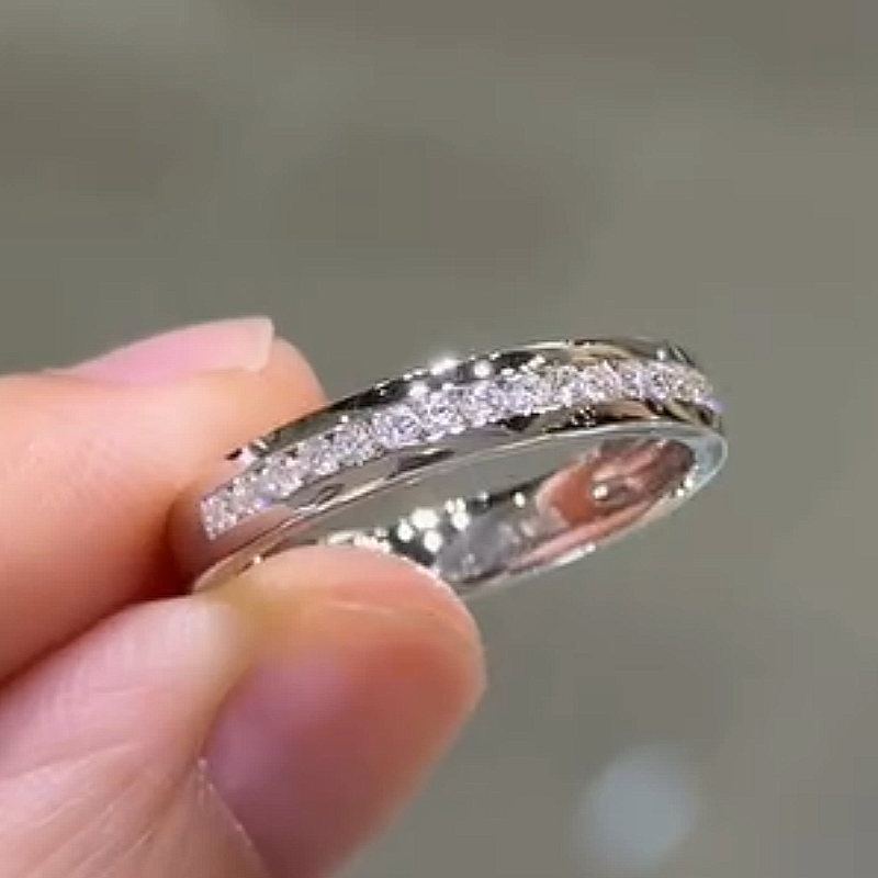 Jzora Handmade Round Cut Twisted Shank Sterling Silver Moissanite Engagement Wedding Ring Set