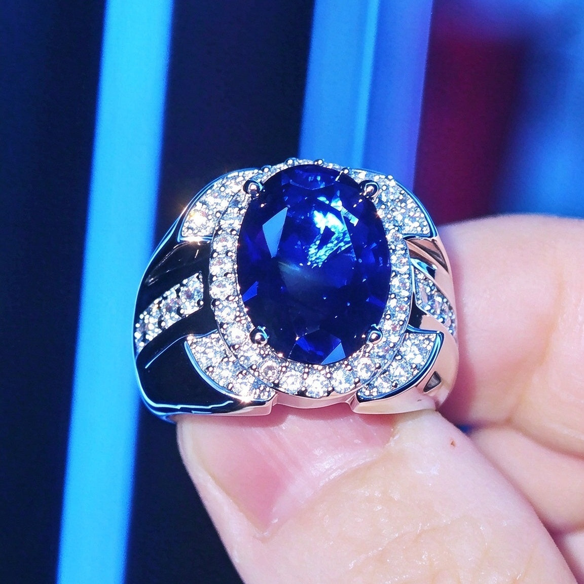 Jzora handmade vintage-style 9ct oval cut blue sapphire men’s ring