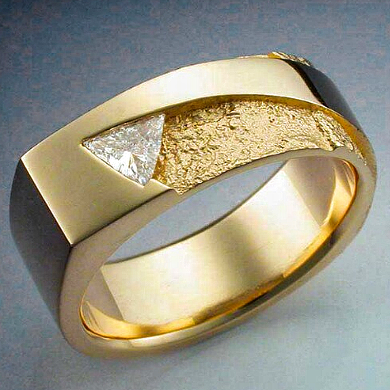 Jzora handmade trillion-cut sand blasted rock texture men's ring