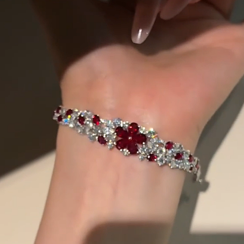Jzora Handmade Romantic Red Floral Cluster Link Bracelet
