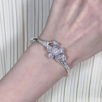 Jzora handmade blossom sparkle floral bracelet