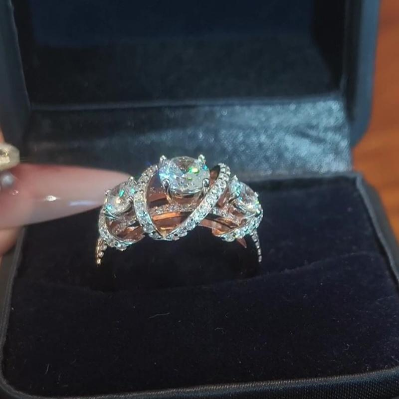 Jzora handmade round cut triple-stone Moissanite crisscross pavé halo ring