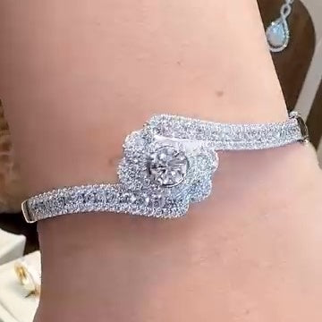 Jzora handmade romantic flower round cut CZ sparkling bracelet