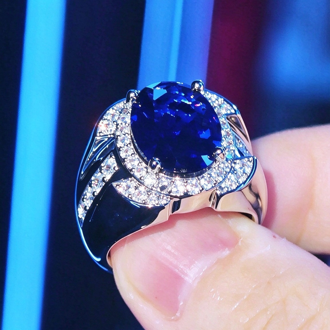 Jzora handmade vintage-style 9ct oval cut blue sapphire men’s ring
