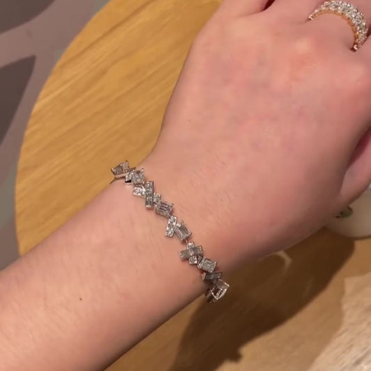 Jzora handmade exquisite & gleaming emerald cut bracelet
