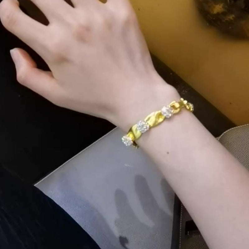 Jzora handmade satin-finish gold texture floral cluster bracelet