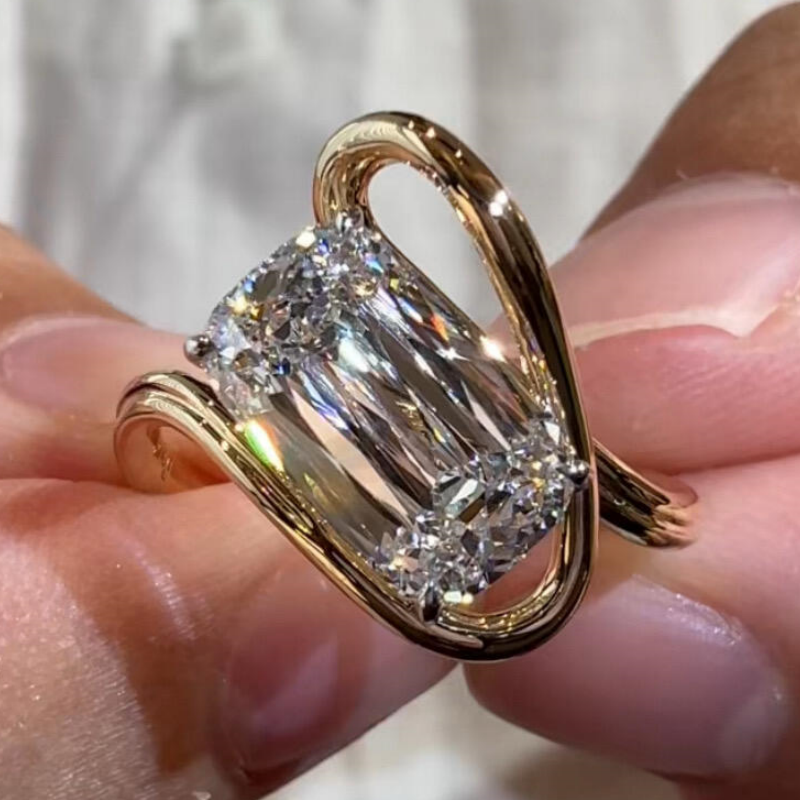 Jzora Handmade Gold‑Tone Sculptural Twisted‑Wrap Ashoka Cut Moissanite Men’s Ring
