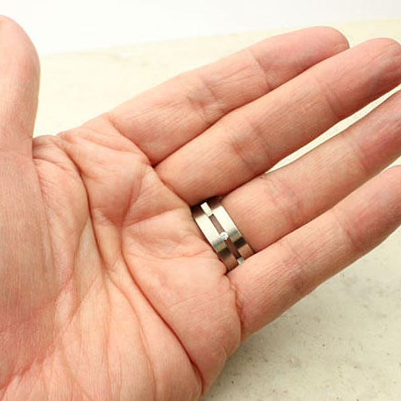 Jzora Handmade Minimalist Princess Cut Moissanite Men’s Ring