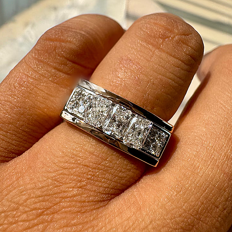 Jzora handmade 1.75 ct Radiant & Round Cut Moissanite Men's Wedding Band Ring