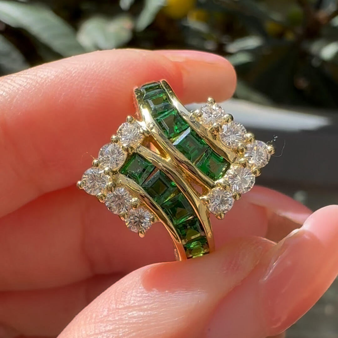 Jzora Handmade Emerald Green Cocktail Unique Statement Ring