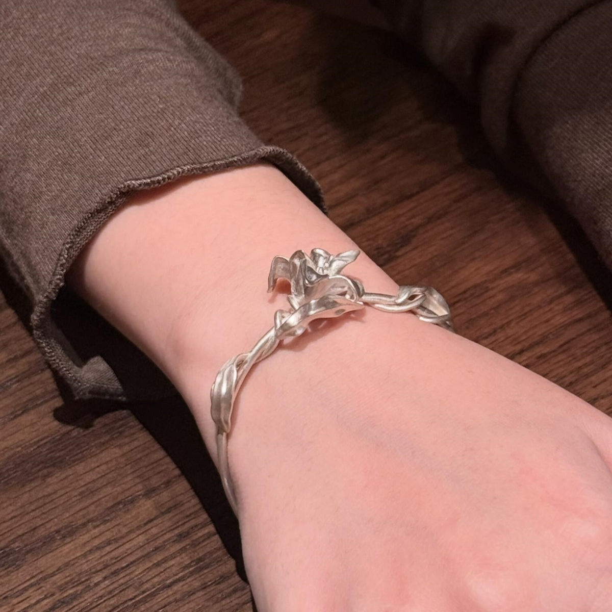 Jzora Handmade Unique lily Vine Adjustable Open-Cuff Bracelet